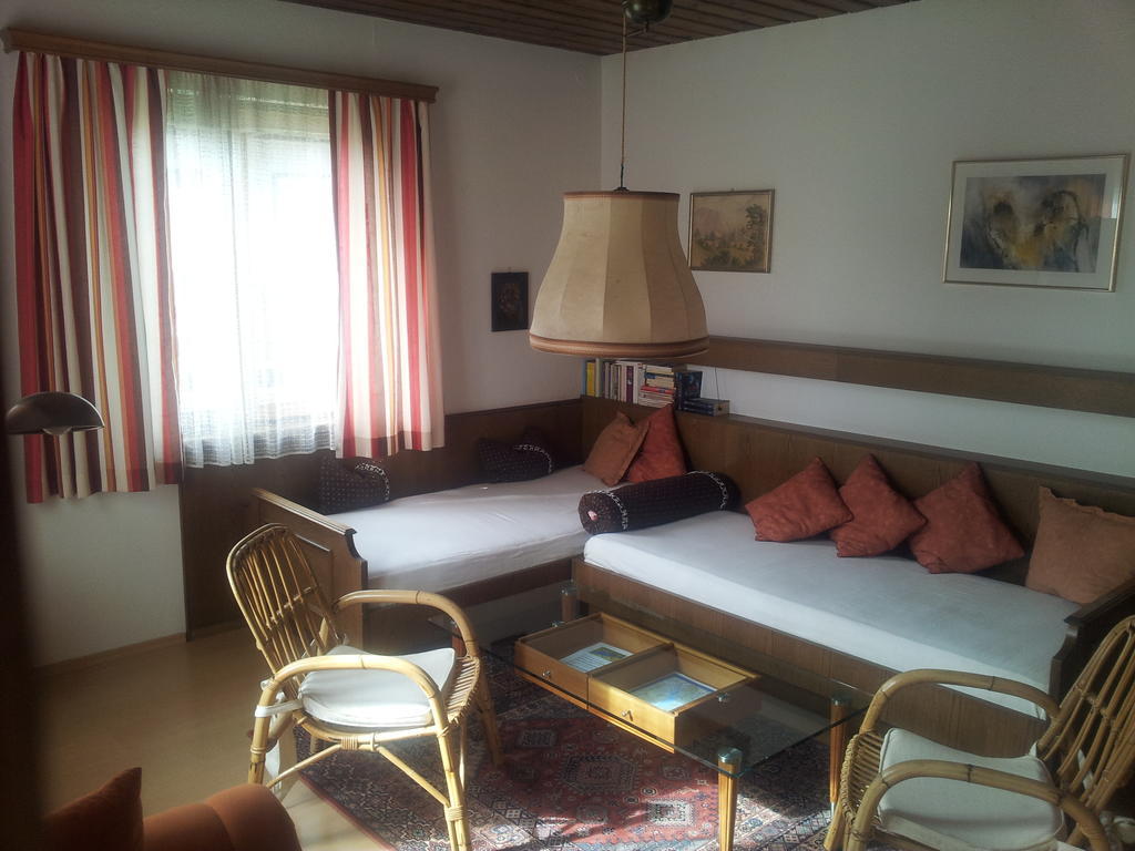 Appartements Direkt Am See Grundlsee Rum bild