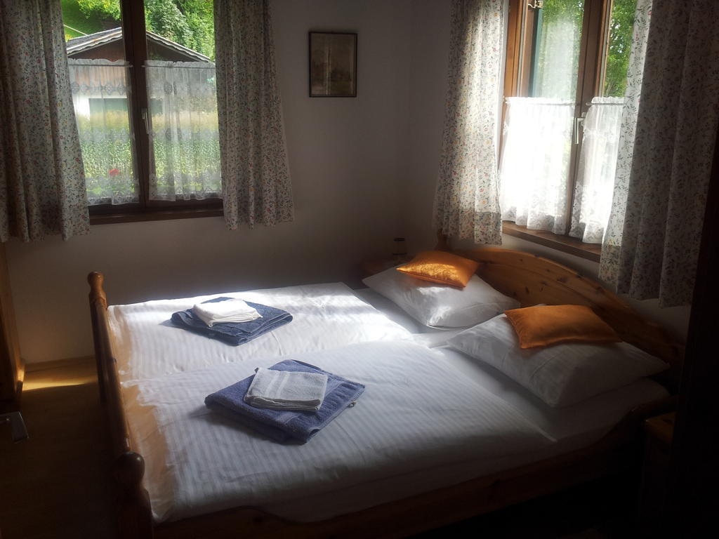 Appartements Direkt Am See Grundlsee Exteriör bild